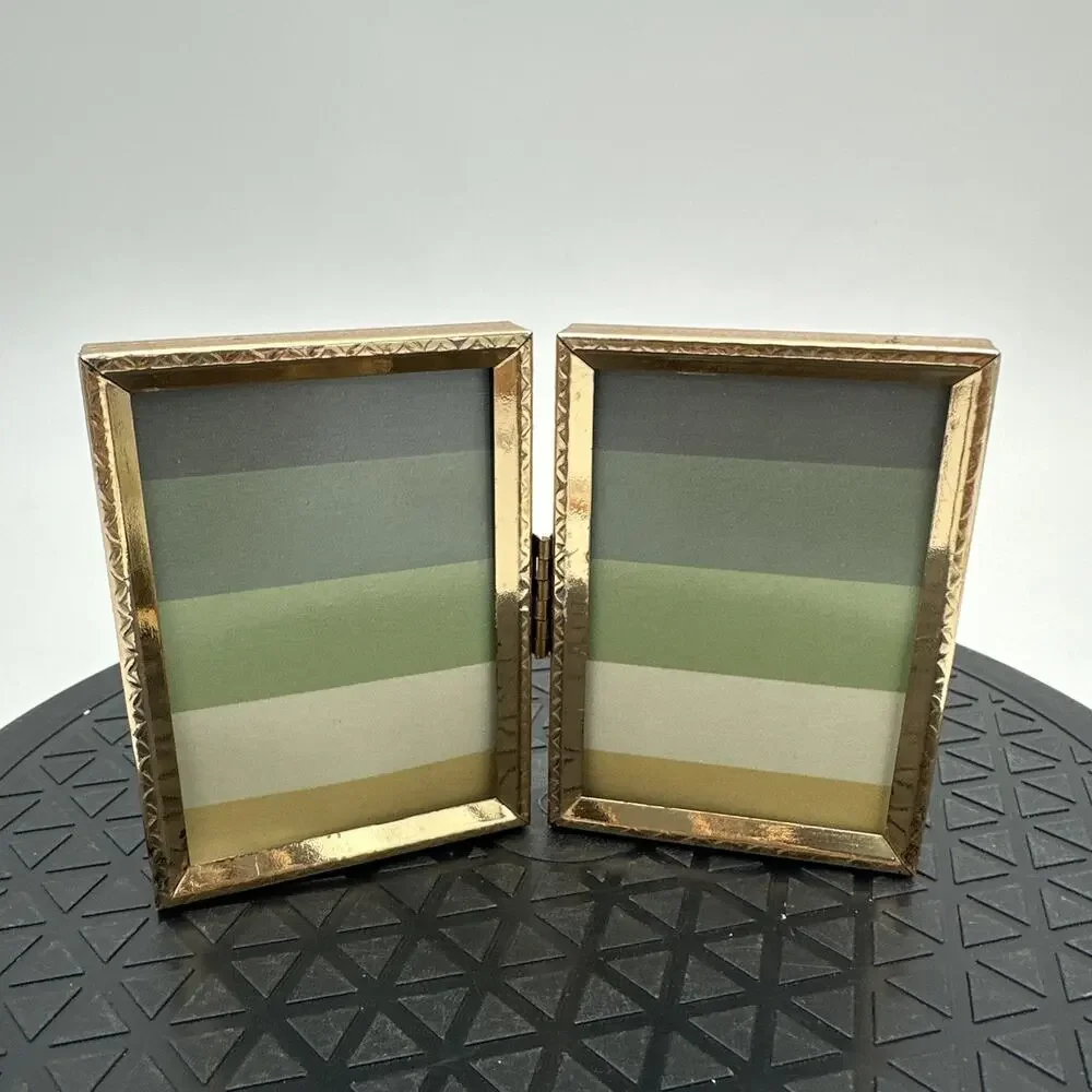 Vintage Ornate Brass Gold Tone Metal Bi Fold 2.5x3.5